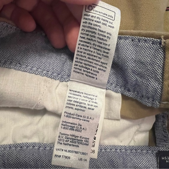 Tommy Hilfiger Kids Boys Khaki Flag Chino Shorts Size 16 - Picture 6 of 12